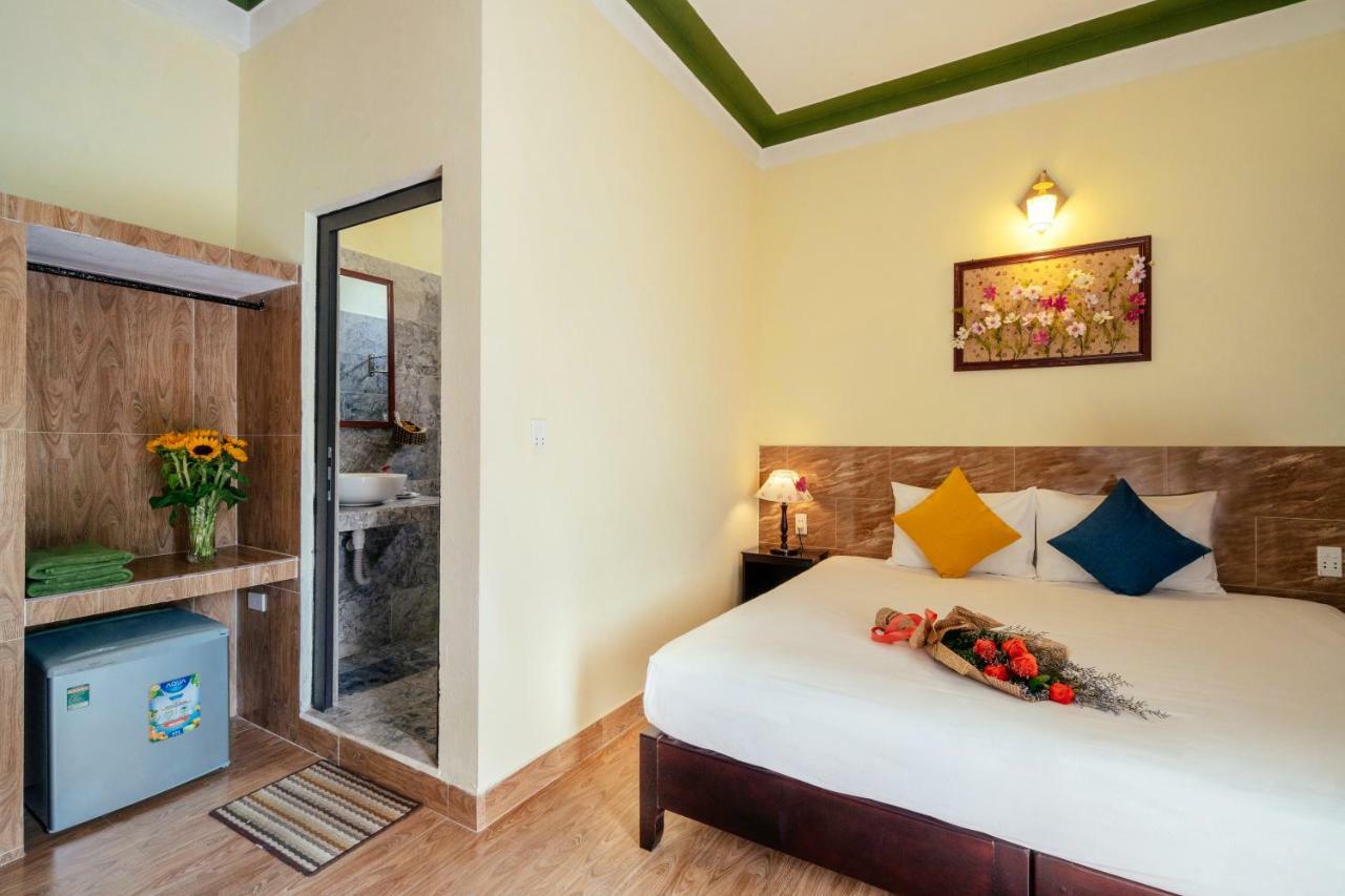 Green Bud Hostel And Homestay Hoi An Bagian luar foto